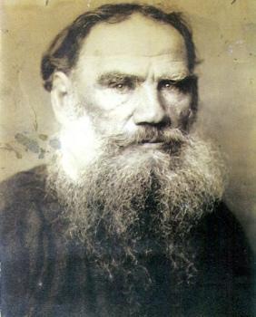 In Memoriam: 100 años sin León Tolstoi. In Memoriam: 100 años sin León Tolstoi.