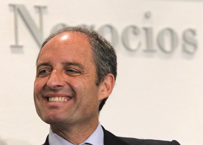 La sonrisa de Medusa-Camps