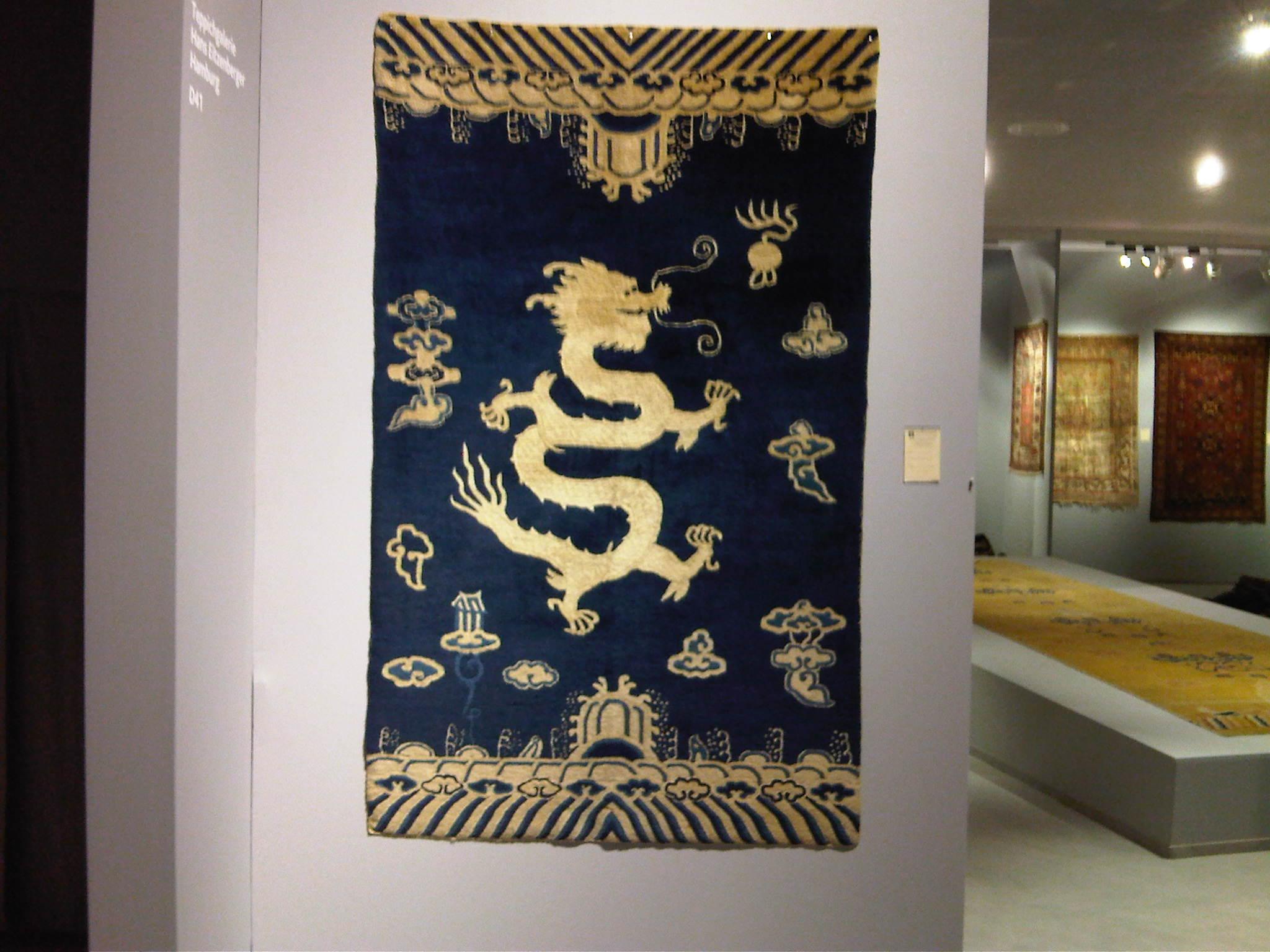 Que tiene en comun un tapiz de 14800 € con la metamorfosis de un cocodrilo