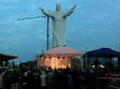 Consagran Polonia estatua Jesucristo grande mundo