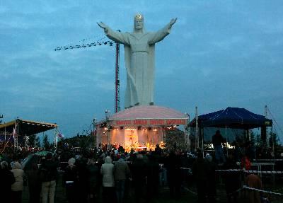 Consagran en Polonia la estatua de Jesucristo más grande del mundo