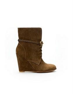 CON LAS CUÑAS PUESTAS