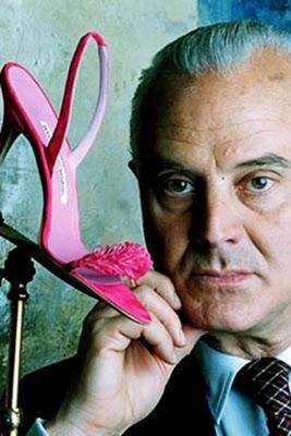 Manolo_Blahnik_02_Reguina_Zhurova