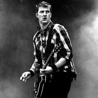 [Noticia] Josh Homme vuelve al ruedo