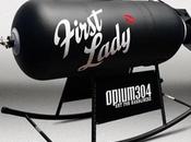 First Lady mesedora pin-up