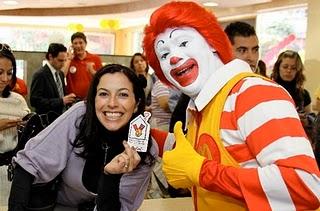 ¡En McDonald’s, el McDía Feliz convierte una Big Mac en una sonrisa!