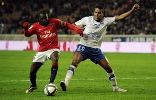 El marroquí El Arabi lidera la tabla de goleadores en la Liga francesa