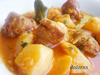 PATATAS CON CHORIZO........