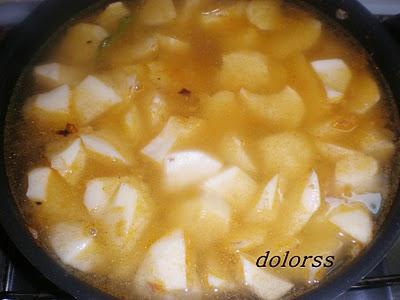 PATATAS CON CHORIZO........