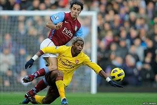 Gol y gran partido de Chamakh en el Aston Villa(2)-Arsenal( 4)