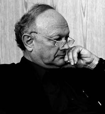 A LOS ESTUDIANTES DE ARQUITECTURA