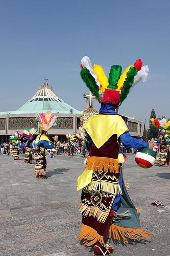 Danzantes en La Villa