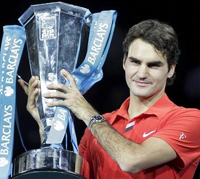 Federer frustra a Nadal coronándose ‘maestro’ por quinta vez