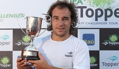 Copa Topper: Junqueira cerró el 2010 con un título en casa