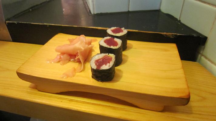 Desayunando sushi en Tsukiji