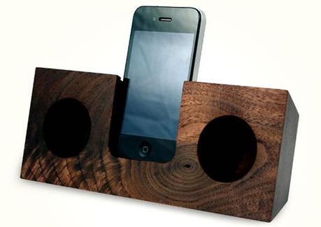 Koostik :: amplificador para iPhone