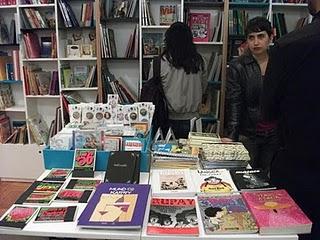 Imágenes de la presentación de Historieta peruana en Chile