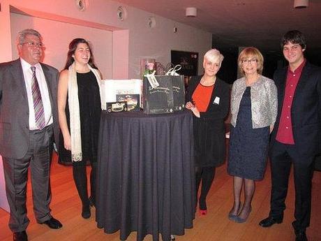 Primitivo Rovira y familia con sus prestigiosos turrones y Garbancita