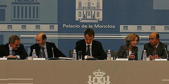 Zapatero convoca a su verdadero gobierno