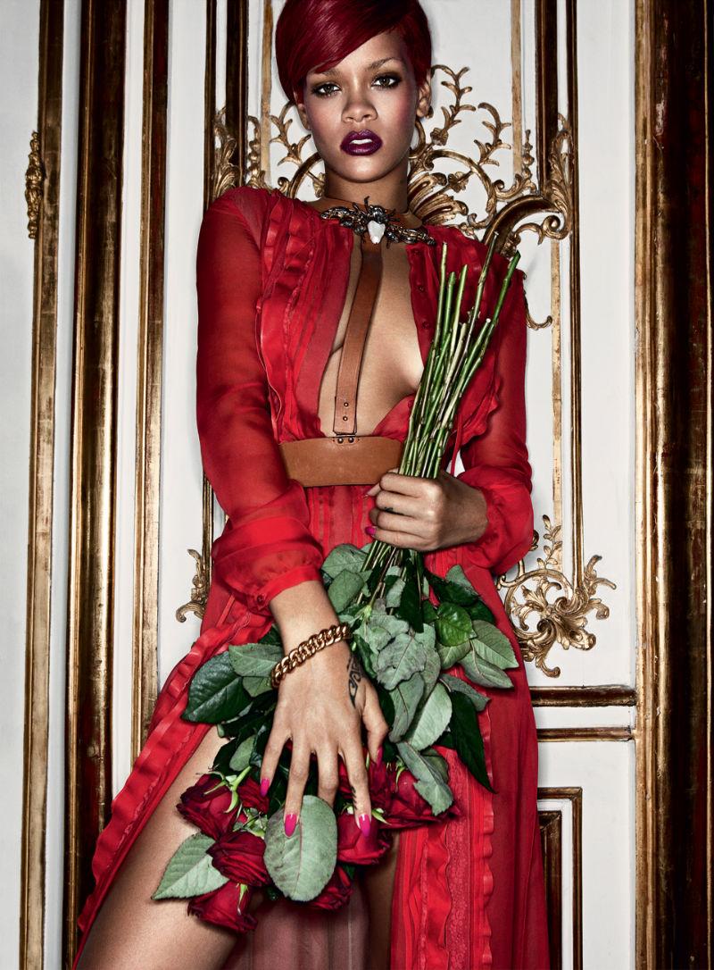 RIHANNA PORTADA INTERVIEW MAGAZINE DICIEMBRE 2010