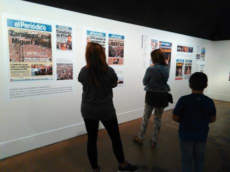 CENTRO DE HISTORIAS. FESTIVAL ASALTO, EL PERIODICO ARAGON 25 AÑOS DE PERIODISMO, PASEN POR MIRILLA