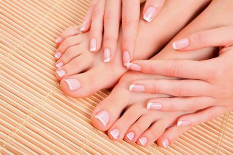 Trucos naturales para obtener uñas fuertes y sanas uñas