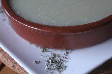 SOPA DE COLIFLOR AL AROMA DE TOMILLO