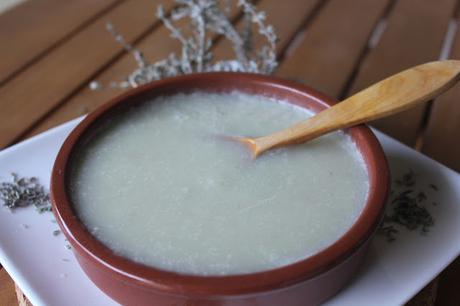 SOPA DE COLIFLOR AL AROMA DE TOMILLO