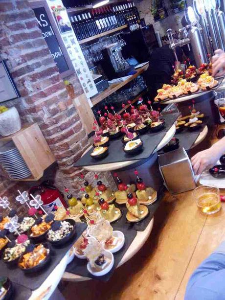 Pinchos en Blai 9 Barcelona