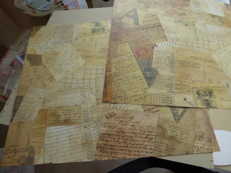 Papeles de scrap en una cajonera