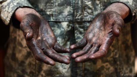 Por qué Estados Unidos guarda 700 millones de barriles de petróleo en unas cavernas