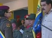 incómodo momento Nicolás Maduro hermosa soldada