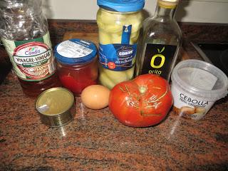 ENSALADA DE ALCACHOFAS Y ATÚN