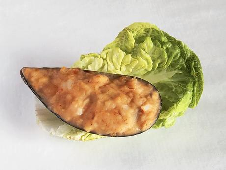 Mejillones gratinados con bechamel de gambas