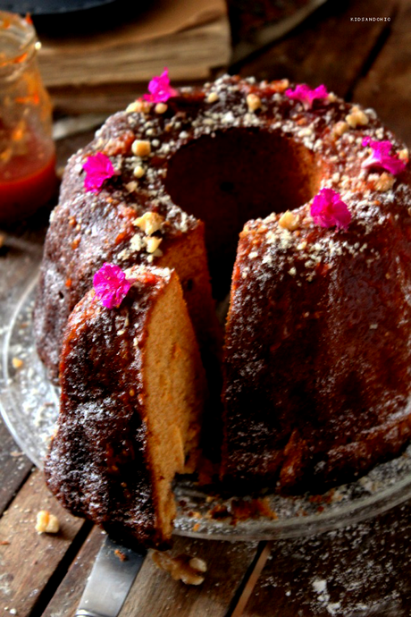 Bundt cake de requesón ,nueces de california y tomate cherry  #MenusconCorazón