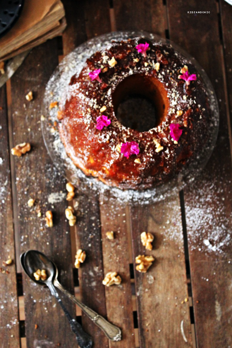 Bundt cake de requesón ,nueces de california y tomate cherry  #MenusconCorazón