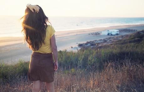 BE BOHOW. FALDA DE ANTE
