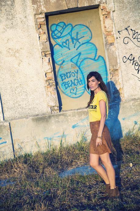 BE BOHOW. FALDA DE ANTE