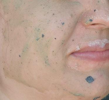 “Youthmud Tinglexfoliate Treatment” de GLAMGLOW – la mascarilla de las estrellas de Hollywood