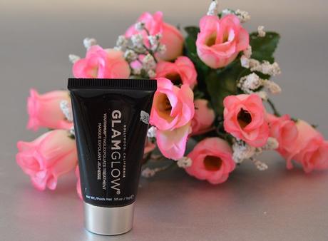 “Youthmud Tinglexfoliate Treatment” de GLAMGLOW – la mascarilla de las estrellas de Hollywood