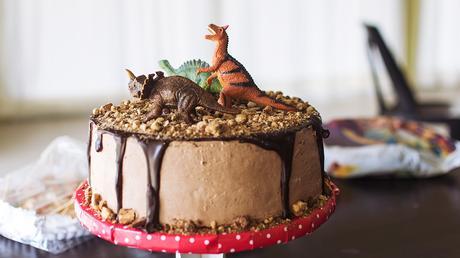 torta-de-cumpleanos-tematica-dinosaurios