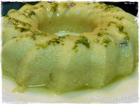 Pastel Pan y frutas al microondas