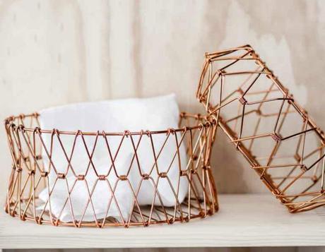 Mármol y cobre imprescindibles en la decoración.