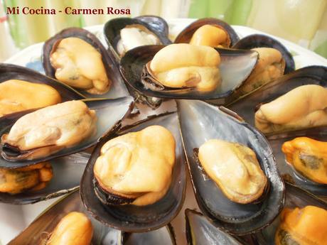 MEJILLONES COCIDOS (Historia y curiosidades sobre mejillones, consejos para limpiarlos)