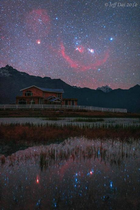 Orion por encima y por debajo del Tíbet