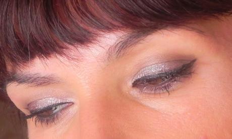 Romántico (look y manicura)