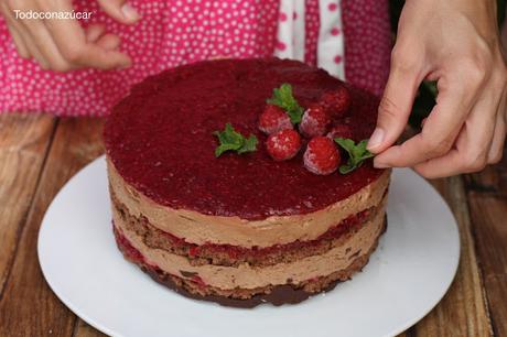 TARTA DE CHOCOLATE Y FRAMBUESAS