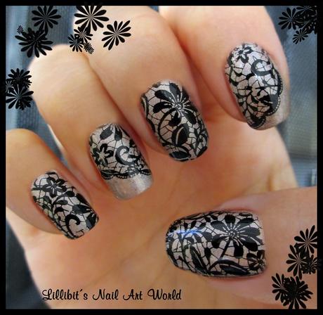 Encajes en mis uñas con Corset in Heels de Yours Cosmetics :-)