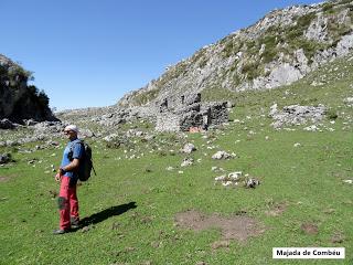 Recorriendo las majadas de Onís del Cornión