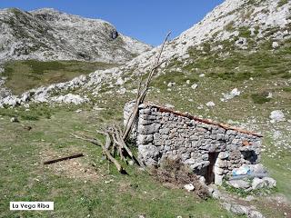 Recorriendo las majadas de Onís del Cornión